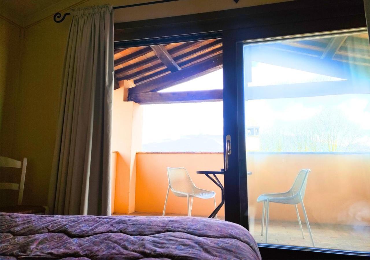 Hotel Villaggio Le Stelline Montefalco Exteriör bild