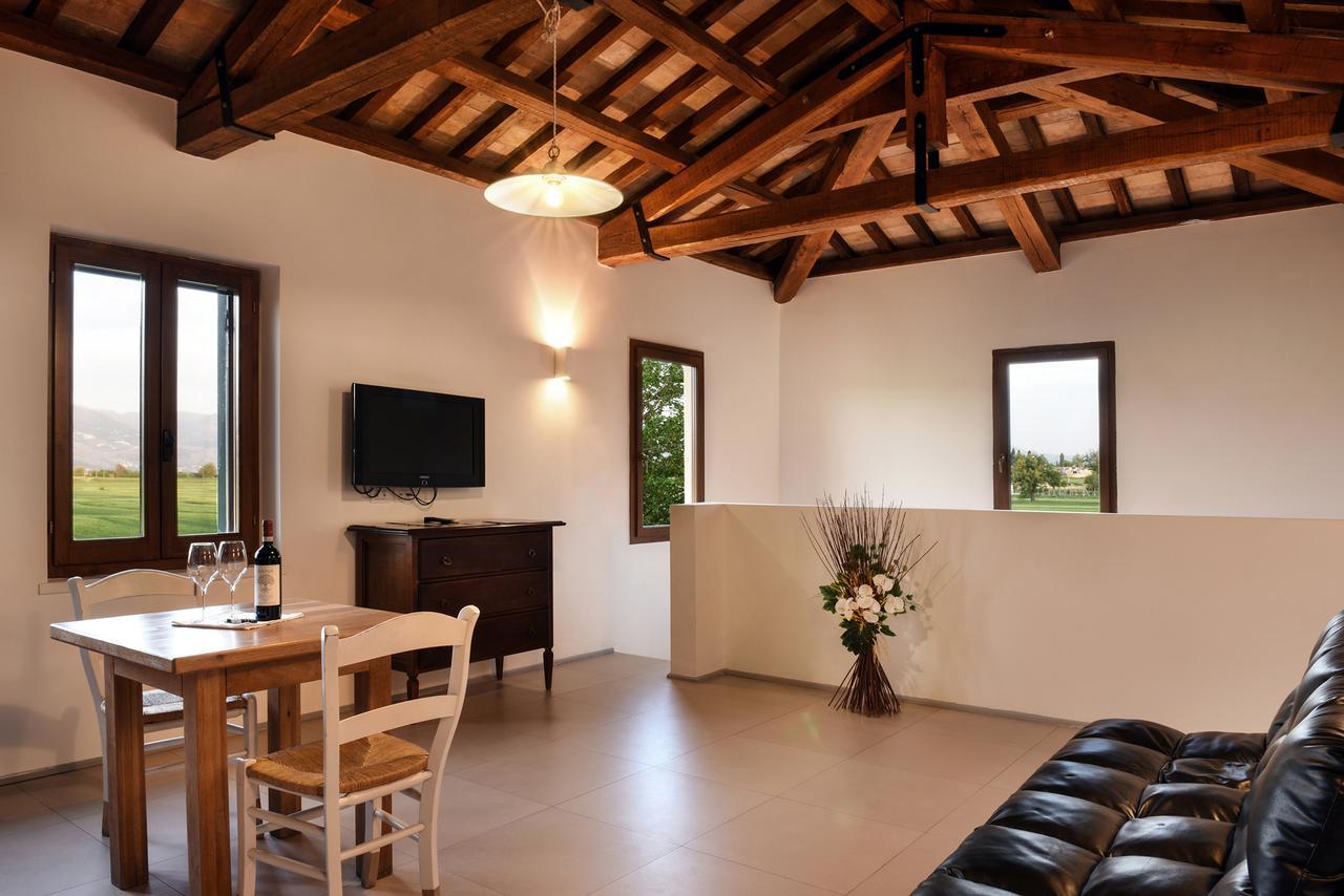 Hotel Villaggio Le Stelline Montefalco Exteriör bild